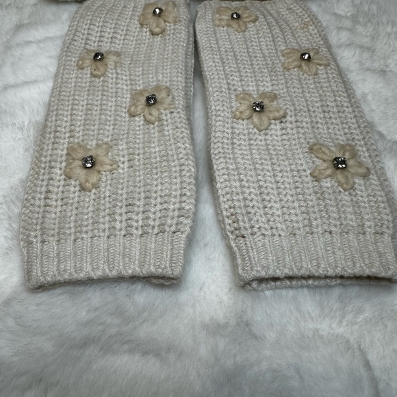 Portolano Cream Knit Hat and Leg Warmers main image 6